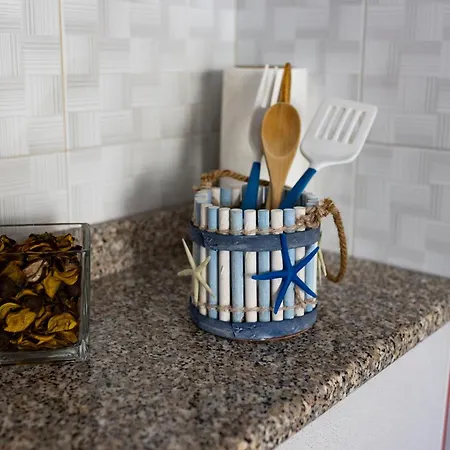 Alle's House Апартаменти *